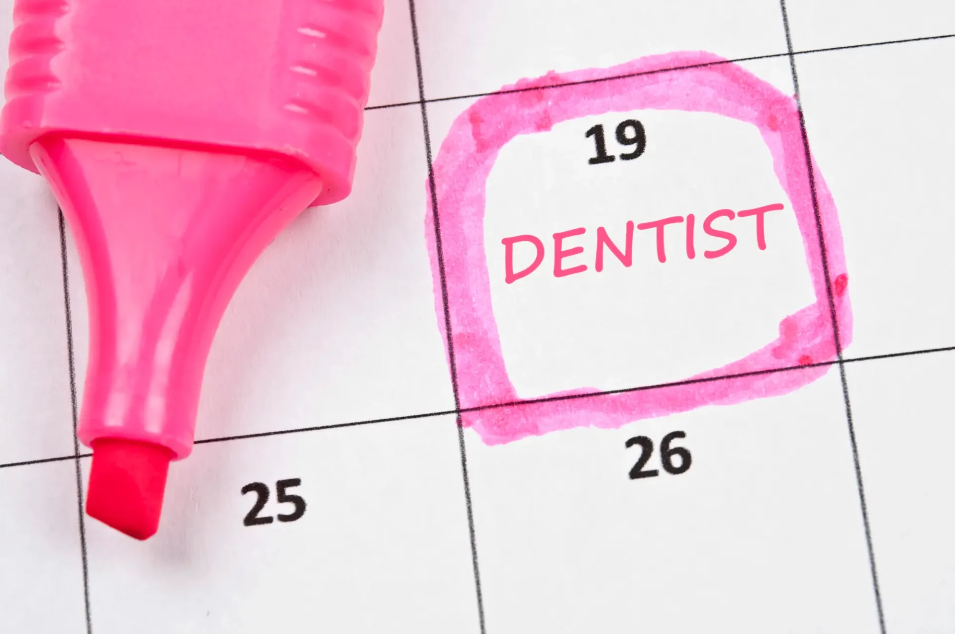 Dentist in Farmington Hills MI sign at dental clinic