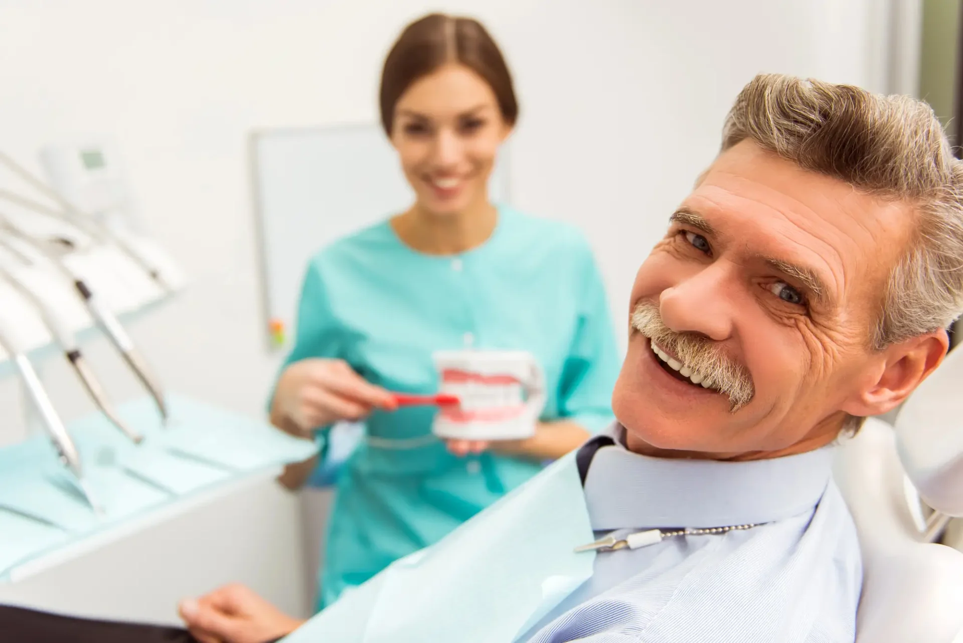 Professional dentist office offering custom dentures Farmington Hills MI